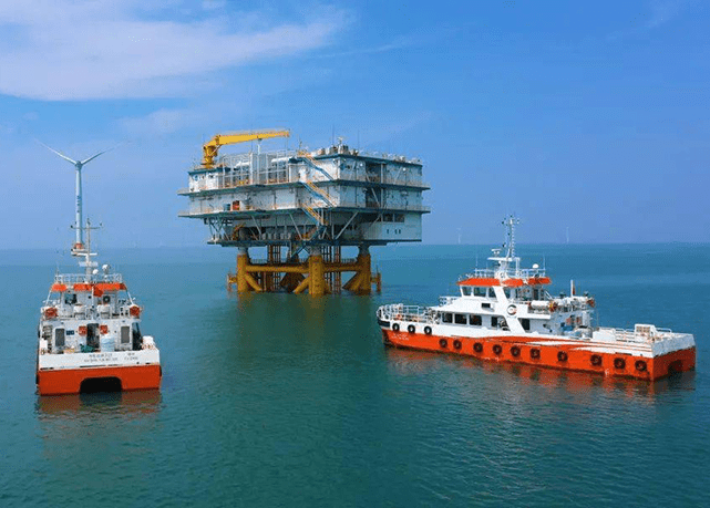 Offshore Wind Farm Support Vessel